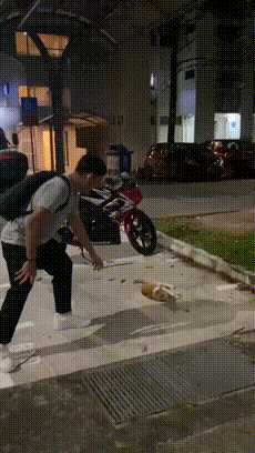 我居然看懂了唇语 动图 这不比小美人鱼好看多了?