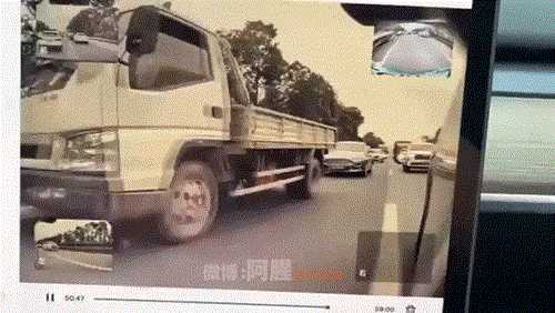 来自未来的钢管舞女郎 动图 我够不到但我能直接抢!