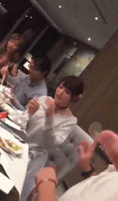 这是搔首弄姿黑段?动图 孩子果断放弃了学街舞的念头
