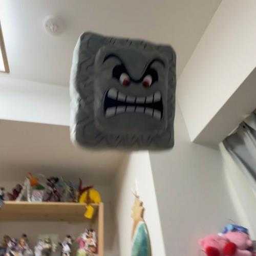 是我家猫不让我上班的!囧图 两个人分着吃更有味道!
