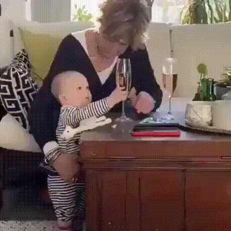 我居然看懂了唇语 动图 这不比小美人鱼好看多了?