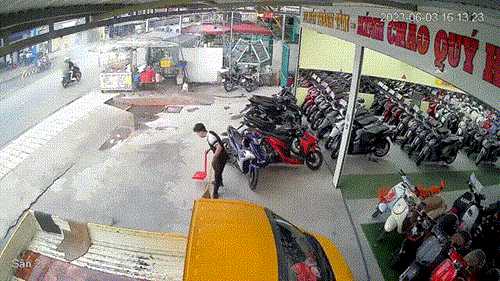 我居然看懂了唇语 动图 这不比小美人鱼好看多了?