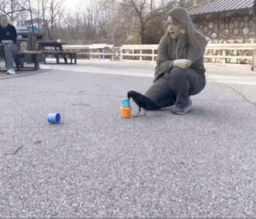 听说男人还有第三只脚?动图 此刻的保安是如此性福