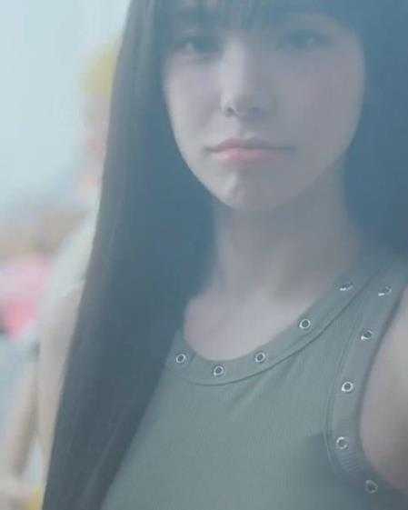 韩国啦啦队女神COS星刃女主:定妆照幕后视频公布